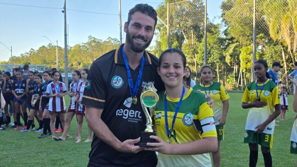 giants e sao ludgero conquistam titulos no 1 festival de escolinhas feminino da coopercocal escolinhas feminino por anap 15