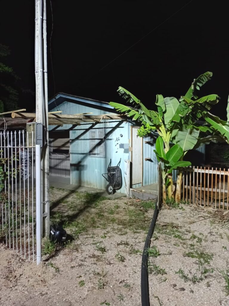incendio atinge edicula no bairro uniao em cocal do sul 1000267925