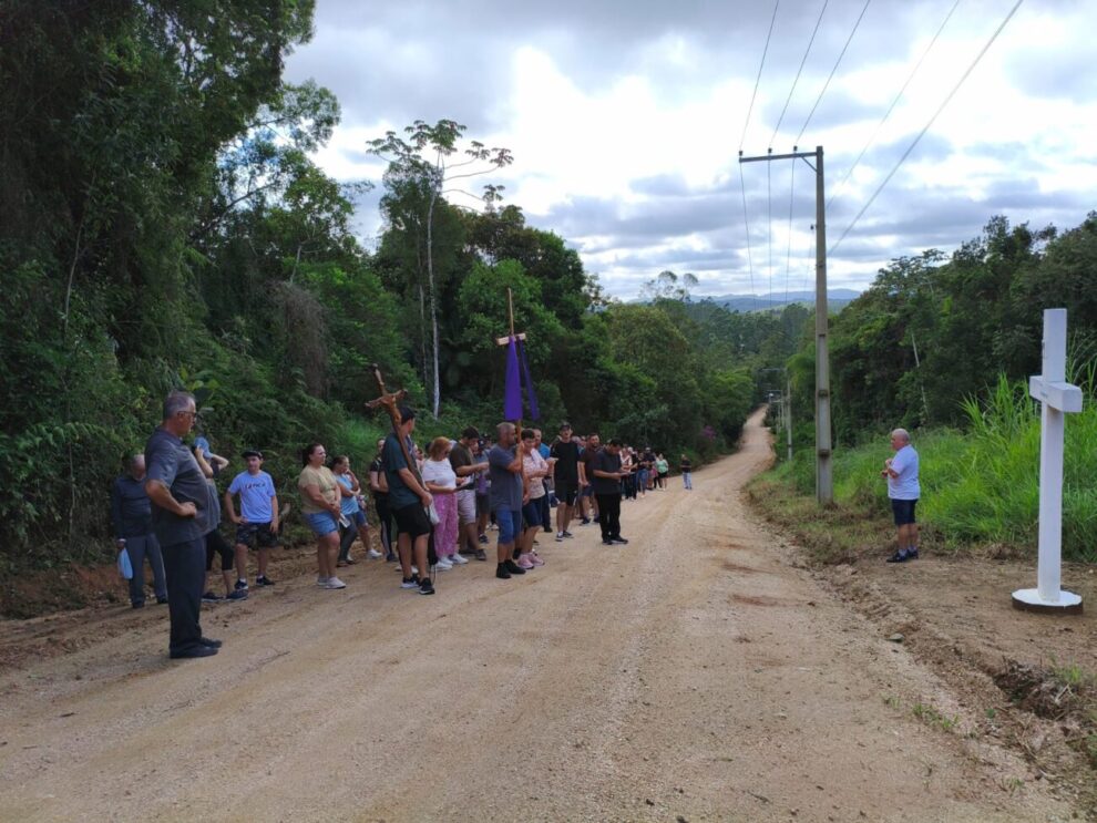 na semana santa caminho de fe que revive os passos de jesus ganha destaque em cocal do sul na semana santa caminho de fe que revive os passos de jesus ganha destaque em cocal do sul