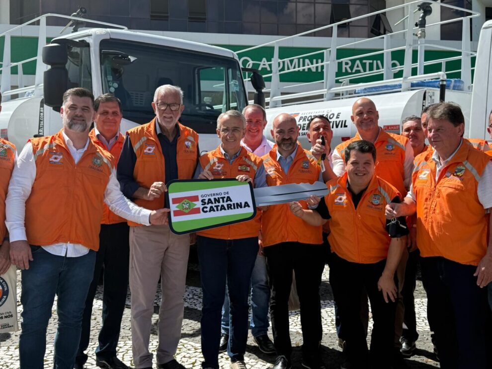 rascunho automatico cocal do sul recebe caminhao pipa e reforca defesa civil com novos equipamentos 3