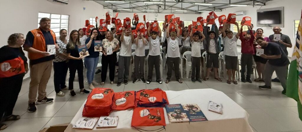 rascunho automatico entregas de kits defesa civil na escola cocal do sul 5 e1775680079532