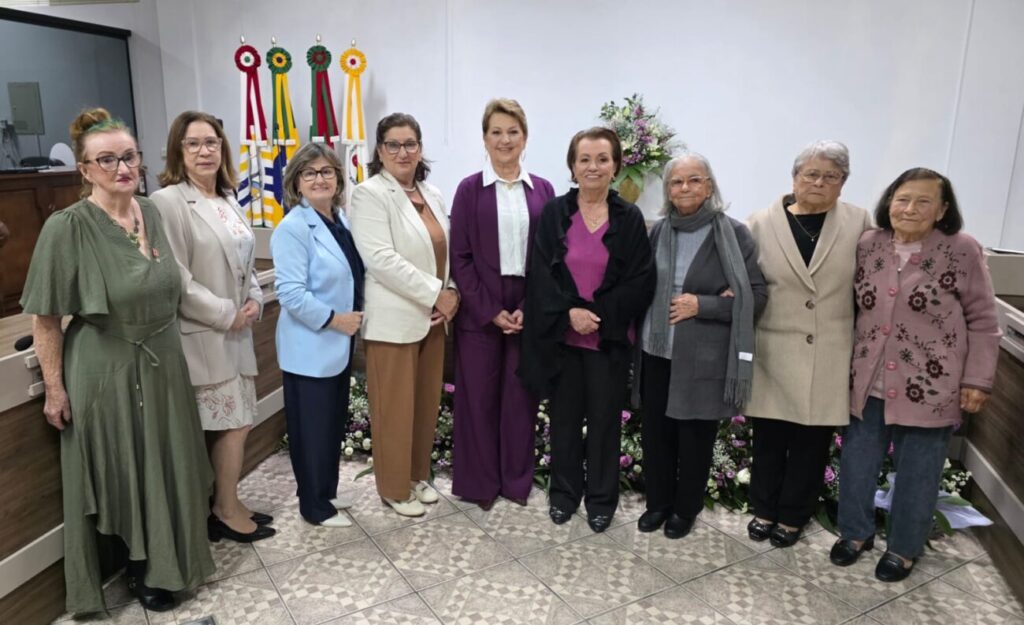 sessao solene celebra trajetorias femininas em cocal do sul renovacao galeria lilas por ana paula nesi 4