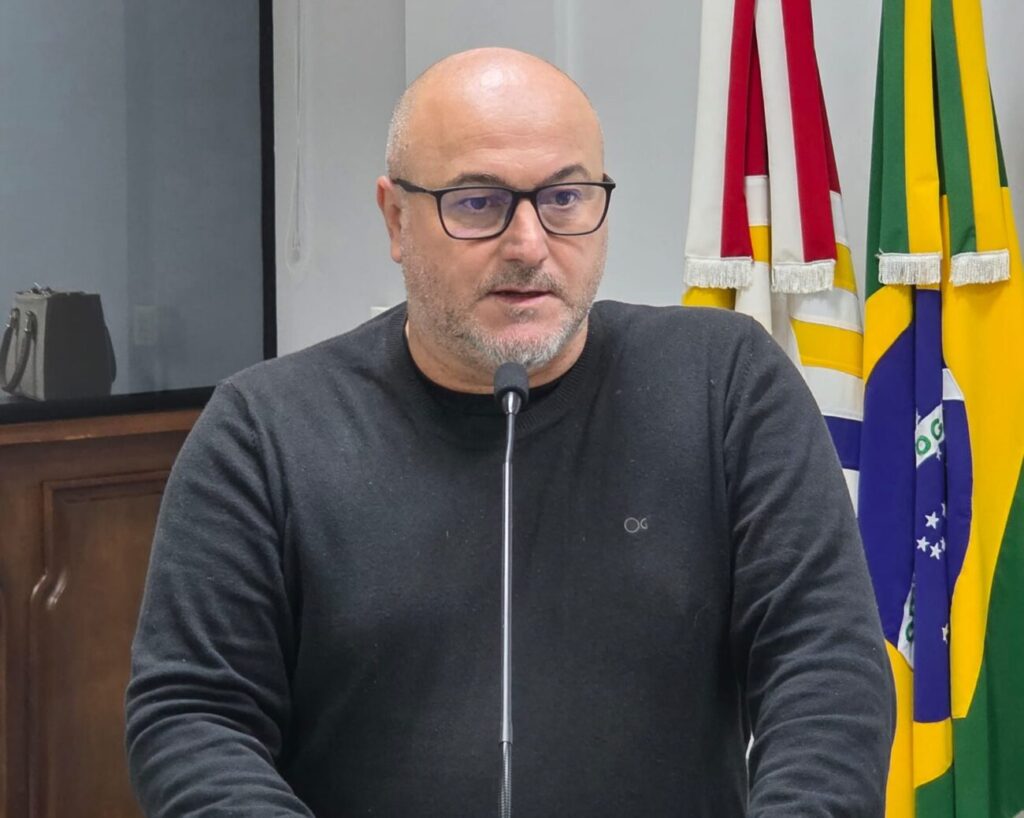 tribuna confira o que foi assunto na 15a sessao ordinaria da camara de cocal do sul 15a ordinaria por ana paula nesi 16