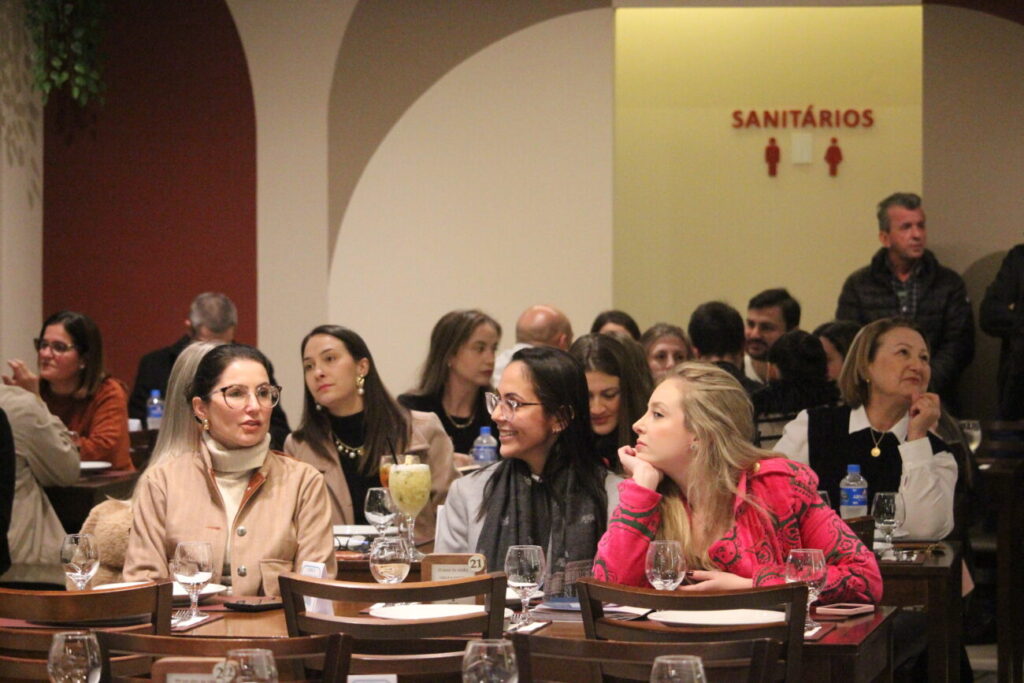 aecs reune associados e autoridades em jantar de apresentacao de projetos e agradecimento jantar aecs 2026 por ana paula nesi 36 1
