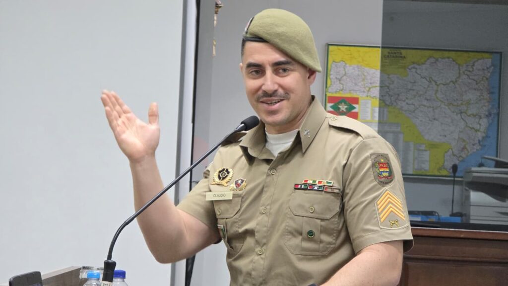 camara de cocal do sul reconhece acao de policiais que salvaram idoso em ocorrencia no rio perso whatsapp image 2026 06 10 at 18.37.45 1