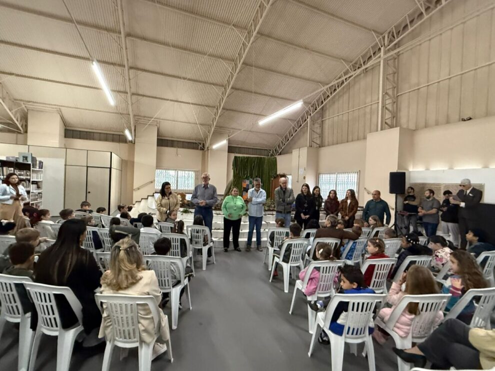 cocal do sul abre semana do meio ambiente com teatro para estudantes e programacao voltada a conscientizacao kloi