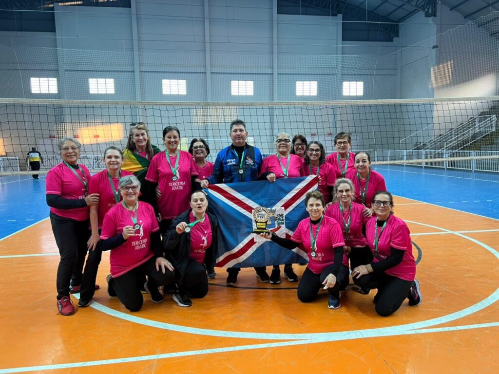 cocal do sul conquista titulo de volei adaptado 60 em competicao que reuniu equipes da regiao whatsapp image 2026 06 09 at 14.49.23