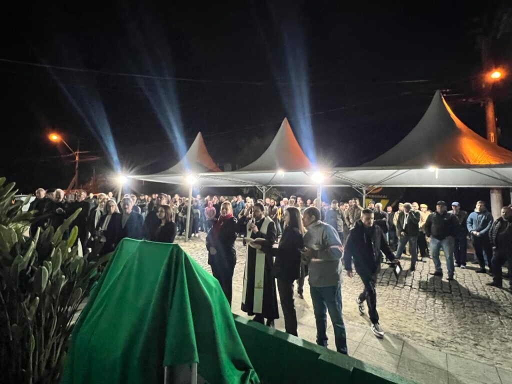 coopercocal inaugura novo posto de atendimento em urussanga e homenageia jahir meneghel posto de atendimento urussanga coopercocal por danylla zanette 16