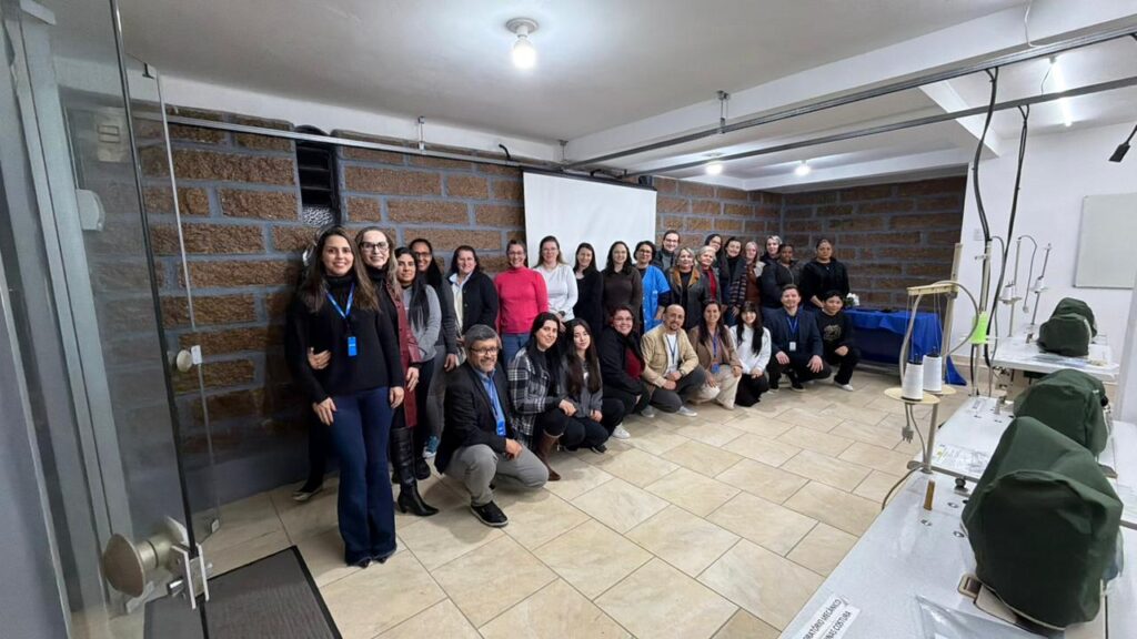 curso gratuito de costura industrial comeca com duas turmas lotadas em cocal do sul curso gratuito de costura industrial comeca com duas turmas lotadas em cocal do sul 2