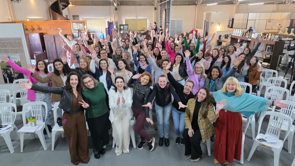mais de 80 mulheres participam de curso de oratoria promovido pela escola do legislativo de cocal do sul mulheres oratoria divulgacao 6