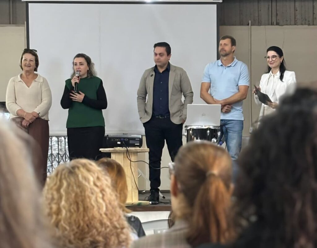 mais de 80 mulheres participam de curso de oratoria promovido pela escola do legislativo de cocal do sul whatsapp image 2026 06 08 at 16.00.14