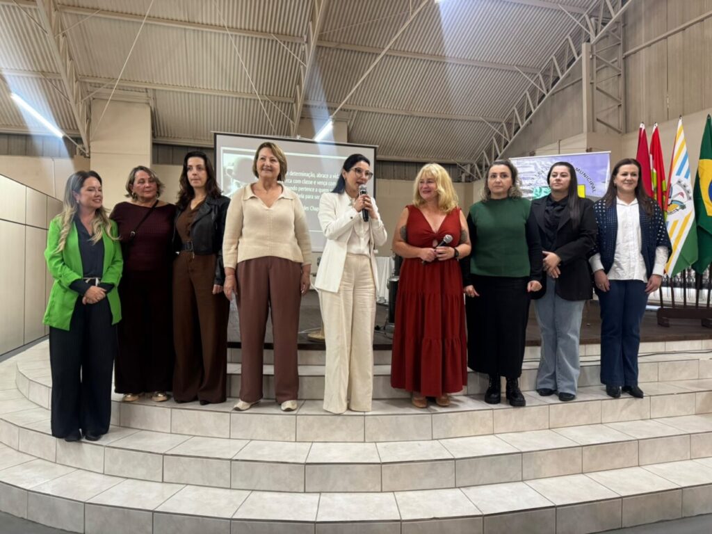 mais de 80 mulheres participam de curso de oratoria promovido pela escola do legislativo de cocal do sul whatsapp image 2026 06 08 at 16.00.15 3