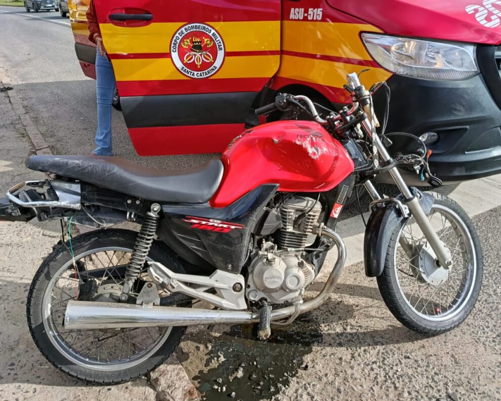 motociclista fica ferido apos colisao com carro na sc 108 em cocal do sul img 20260614 wa0009