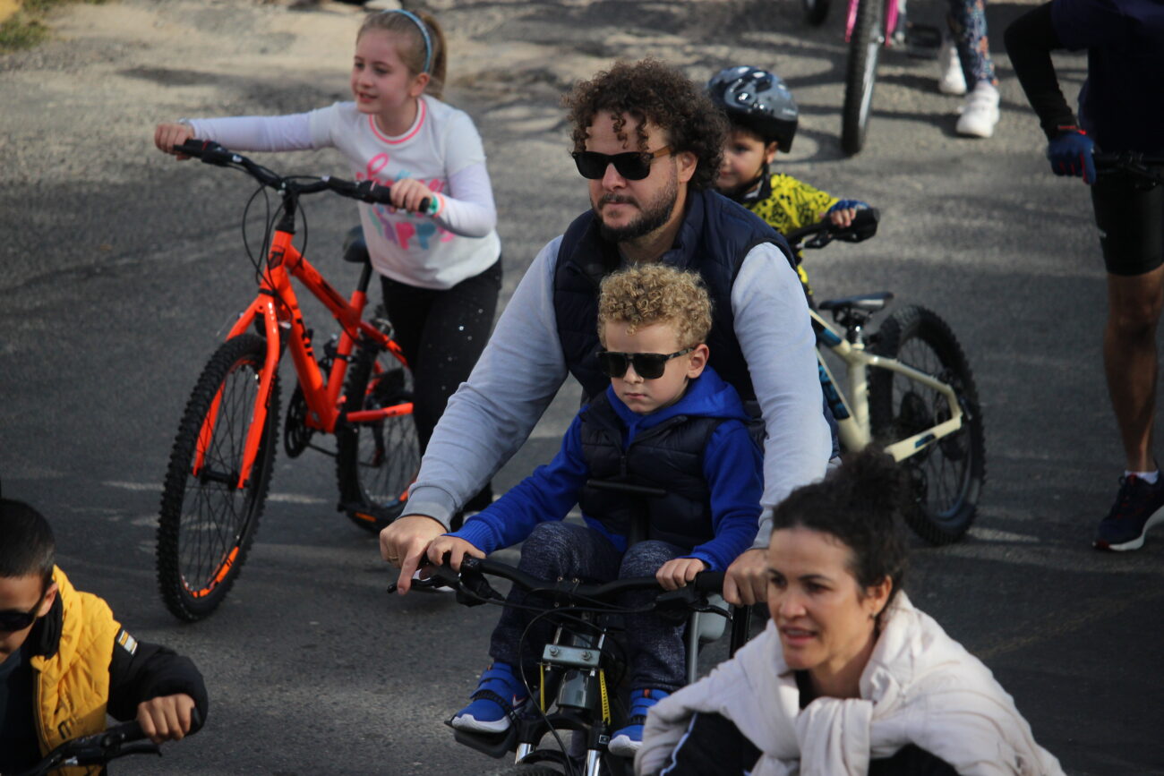 passeio ciclistico da coopercocal convida familias para uma manha de esporte e solidariedade cooper na praca 2025 por ana paula nesi 174