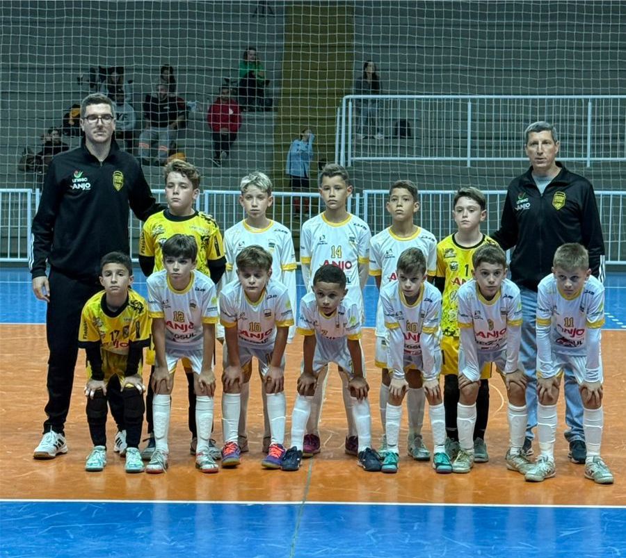 equipe sub 10 de cocal do sulanjo futsal entra em quadra para buscar vaga nas semifinais do campeonato estadual sub10 cocalsosul anjofutsal jun26