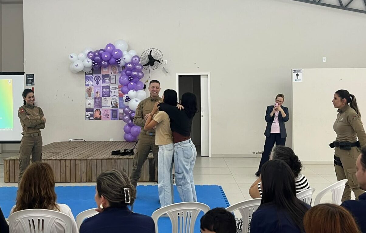 cocal do sul oferece aula de defesa pessoal para mulheres durante o agosto lilas cocal do sul oferece aula de defesa pessoal para mulheres durante o agosto lilas e1787258848875