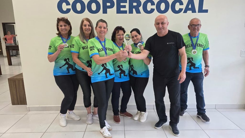 bar silva e belas e feras garantem vaga na final do 2o torneio coopercocal de bocha feminina 2o belas e feras chave b bocha fem 2026 por ana paula nesi 8 1024x576 bar silva e belas e feras garantem va