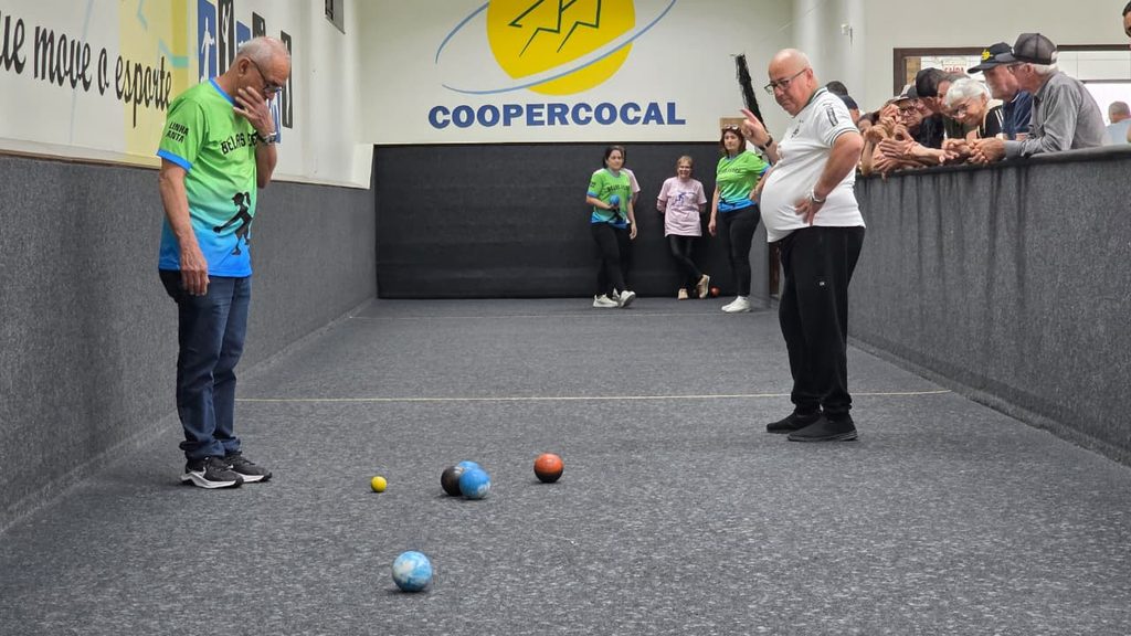bar silva e belas e feras garantem vaga na final do 2o torneio coopercocal de bocha feminina chave b bocha fem 2026 por ana paula nesi 3 1024x576 bar silva e belas e feras garantem vaga na final do 2o