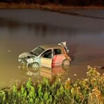 homem fica ferido apos veiculo sair da pista e cair em arrozal em cocal do sul img 20260912 wa0002