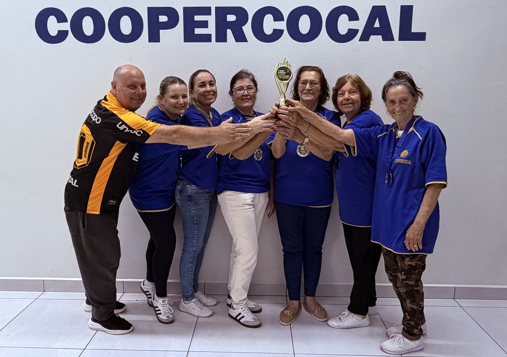 manas e cia e quinta bandida garantem vaga na final do 2o torneio coopercocal de bocha feminina 2o lugar quinta bandida chave c bocha fem. divulgacao 7 1024x721 manas e cia e quinta bandida garantem v
