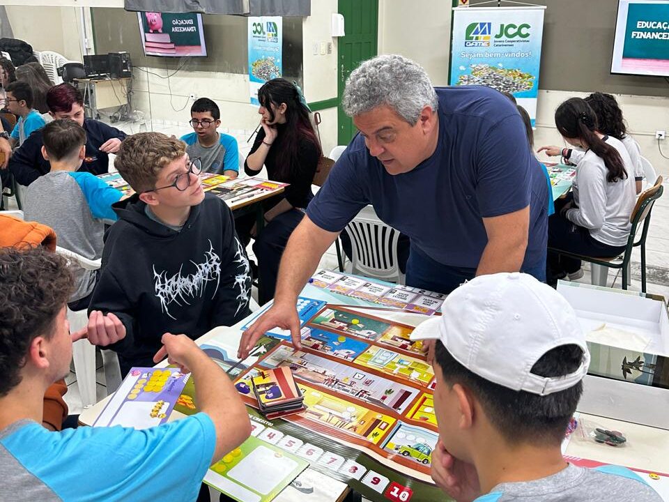 jcc game leva cooperativismo para dentro da sala de aula e conclui atividades jcc game 2026 por jessica lima 5 e1791229744402