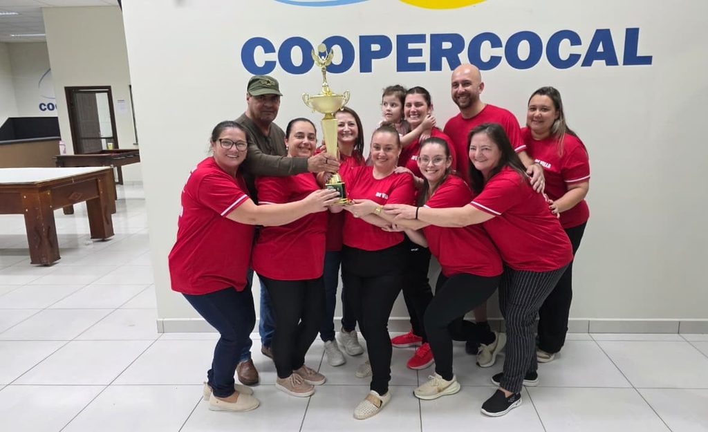 manas e cia conquista o titulo do 2o torneio coopercocal de bocha feminina 2o lugar bocha fem final 2026 por ana paula nesi 5 1024x625 manas e cia conquista o titulo do 2o torneio coopercocal de bocha