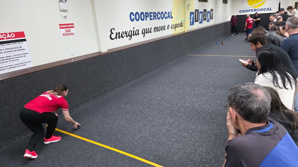 manas e cia conquista o titulo do 2o torneio coopercocal de bocha feminina bocha fem final 2026 por ana paula nesi 2 1024x576 manas e cia conquista o titulo do 2o torneio coopercocal de bocha feminina